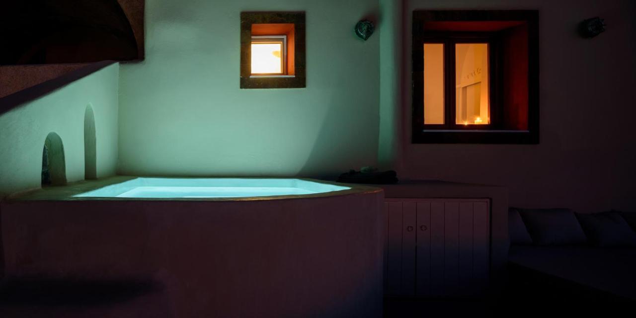 Diva Santorini Luxury Villa Pýrgos エクステリア 写真